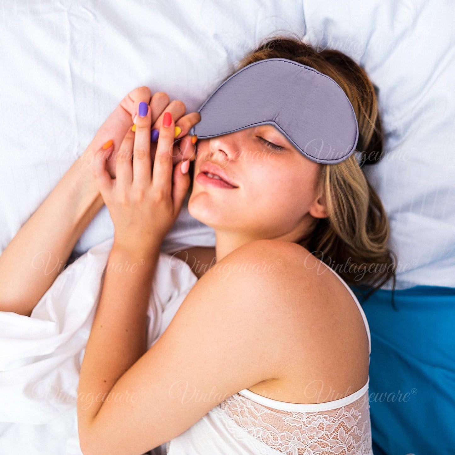 Soft and Comfortable Light Purple Eye Mask for Better Sleep