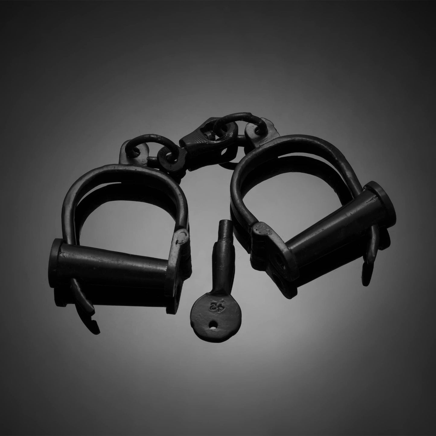 handcuffs online