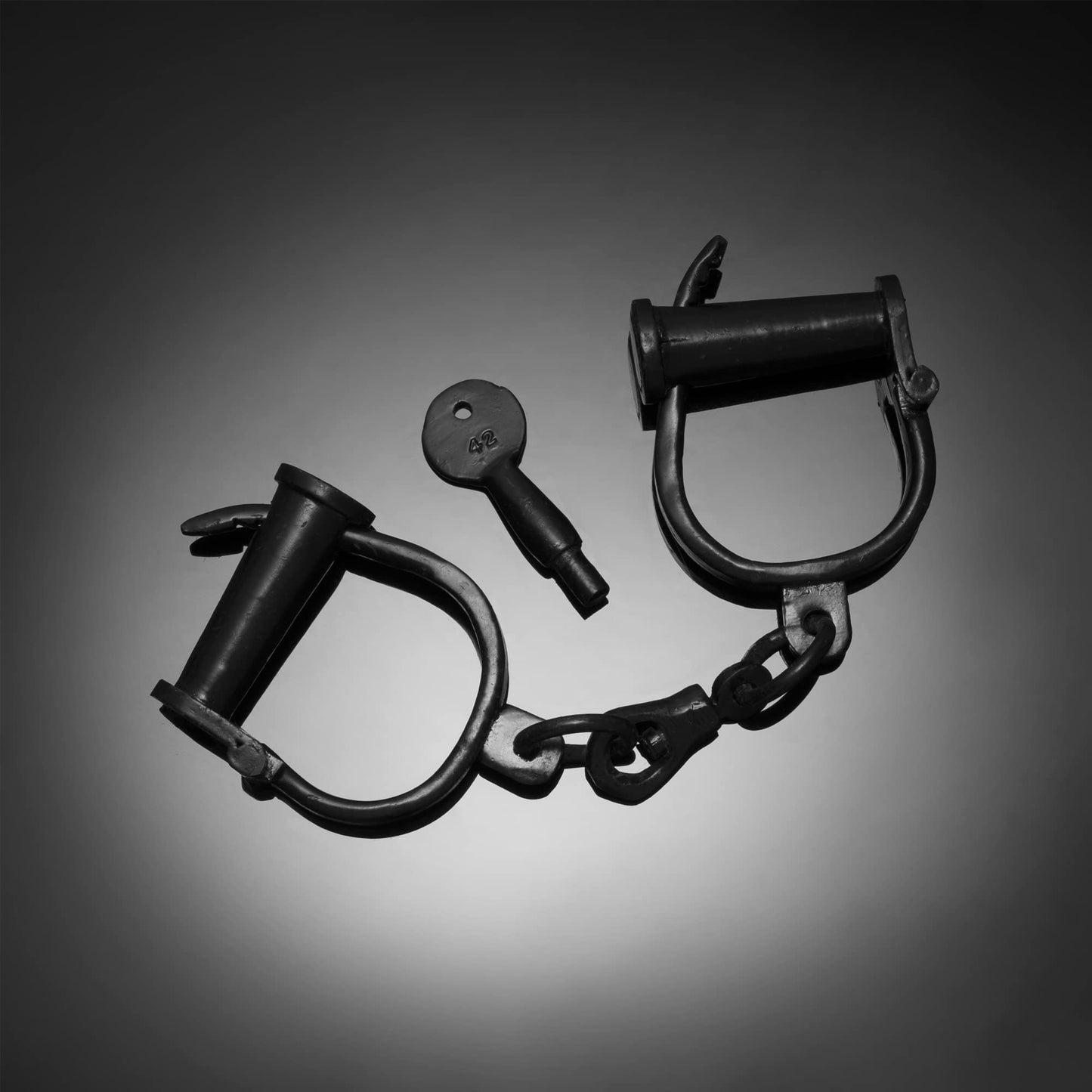 handcuffs online