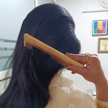 Dual Tooth Lilly Neem Wood Comb - Vintageware