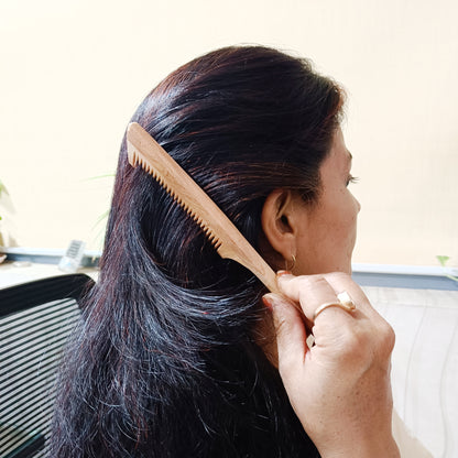 Neem Wood Tail Comb - Vintageware