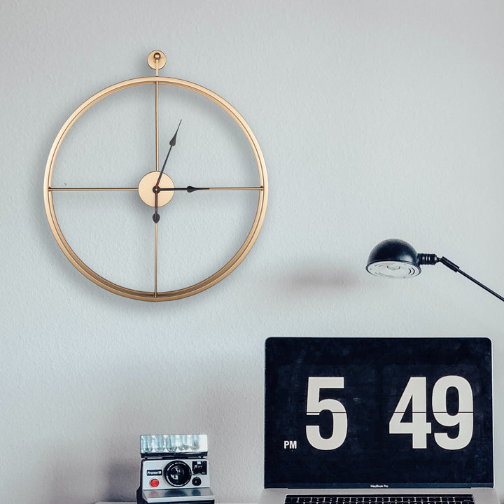 Handcrafted Double Frame Metal Wall Clock (18inch, Golden) - Vintageware